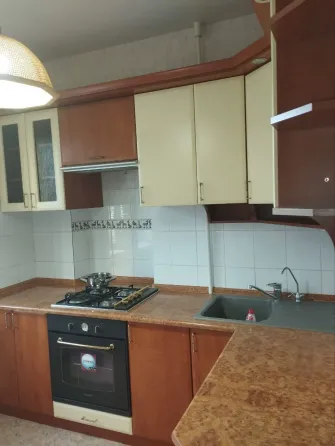 Продам 2х комн кв, ул.Независимости. Донской 2й квадрат. Базилик Донецк
