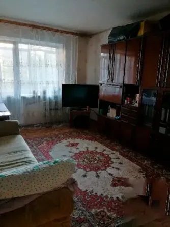 3-комнатная квартира,71м2,2/10,Ленинский р-н,ул.Пухова.Цена 10млн Донецк