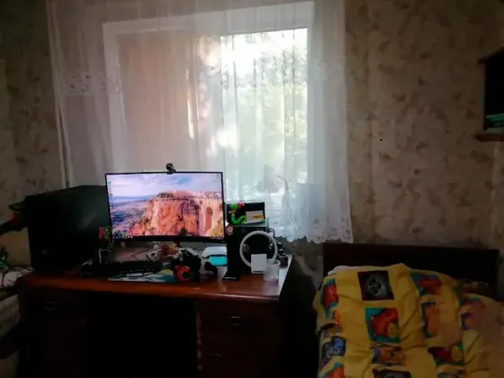 3-комнатная квартира,71м2,2/10,Ленинский р-н,ул.Пухова.Цена 10млн Донецк