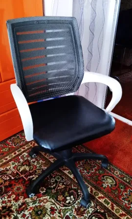 Стол компьютерный + кресло Донецк