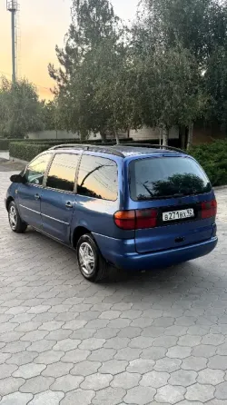Продам Volkswagen Sharan 1.8 Турбо Макеевка