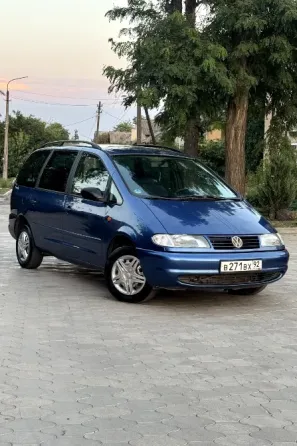 Продам Volkswagen Sharan 1.8 Турбо Макеевка