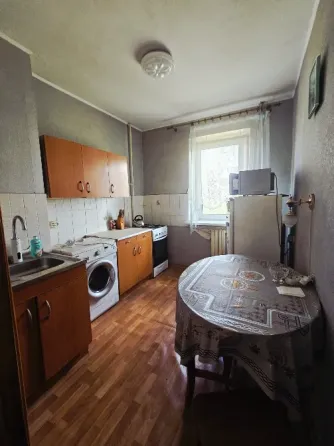 Продам 4х комн. квартиру 82.5м2 ул. Курская п. Восточный Макеевка