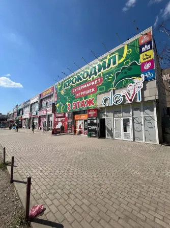Сдается нежилое помещение на Донском! Расположено рядом с рынком Донской, напротив Храма Ксении Донецк