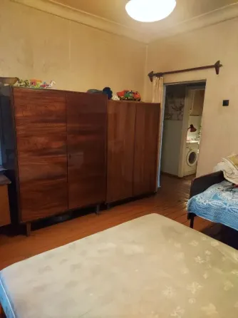 Обменяю 2к или продам квартиру на Гвардейке на 1к в Калининском р-не Донецк