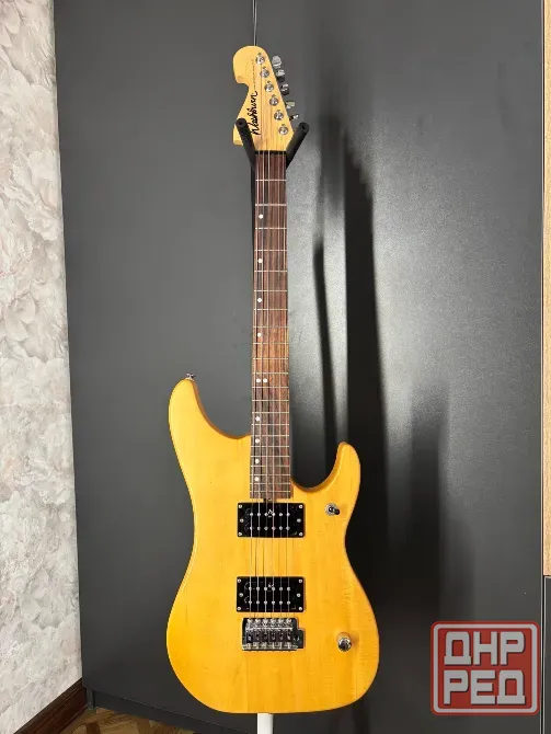 Электрогитара Washburn N-1 Комсомольское - изображение 1