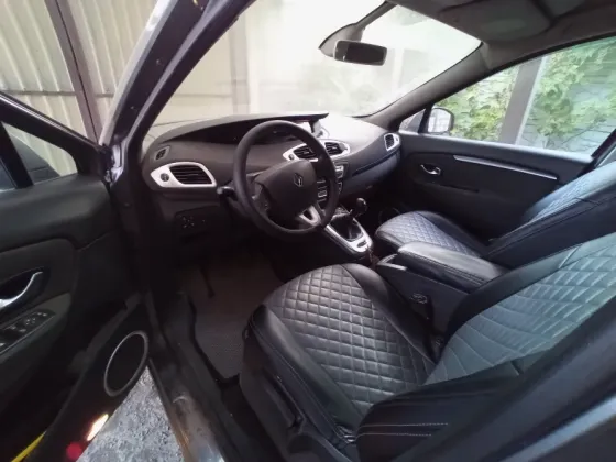 Продам Renault Scenic 2010 года Донецк