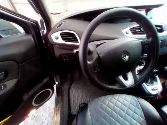 Продам Renault Scenic 2010 года Донецк