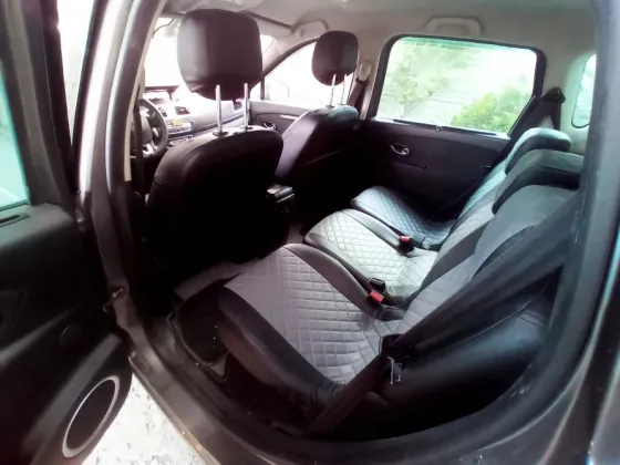 Продам Renault Scenic 2010 года Донецк