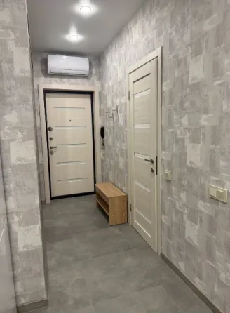 Сдам квартиру в центре Донецка, площадь ленина Донецк