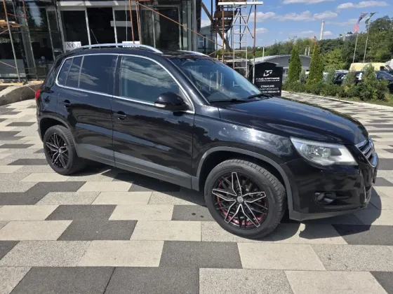 VOLKSWAGEN TIGUAN Донецк