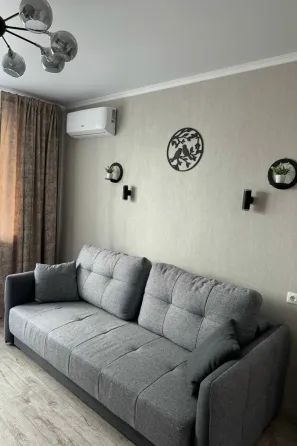 Двухкомнатная квартира в ленинском районе Донецк