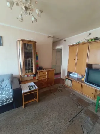 Продается 3-комн. квартира г. Торез, пр-т Гагарина, центр Торез