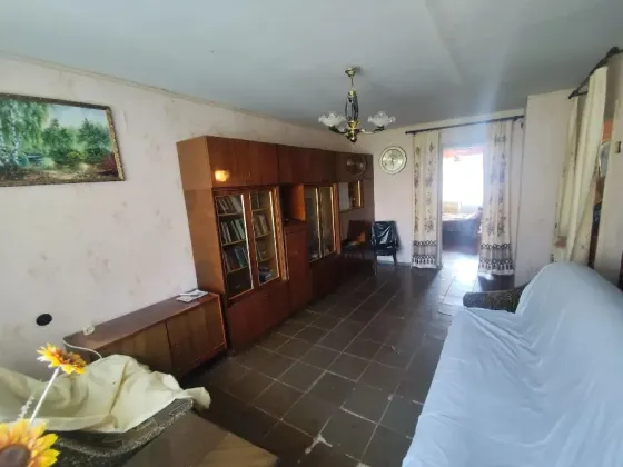 Продается 2-комн. квартира, г. Торез, мкрн. 2 Торез