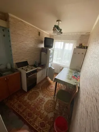 Продаётся 2-х к. кв., ул. Ионова, Ленинский р-н Донецк