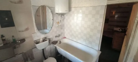 Предлагается на продажу дом в Калининском р-не! ул. Дрогобычская! Донецк