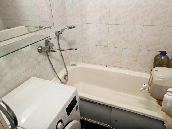 Продажа 2 комн. квартиры, ул. Полоцкая (ориентир Караван, Гимназия 122) Донецк