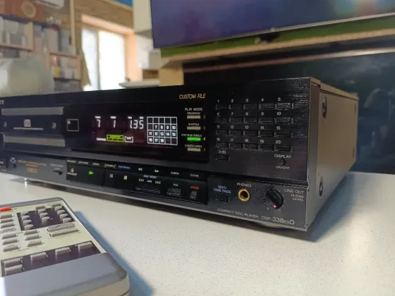 Проигрыватель CD Sony CDР -338ЕSD. Донецк