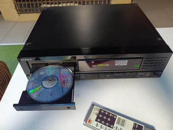 Проигрыватель CD Sony CDР -338ЕSD. Донецк
