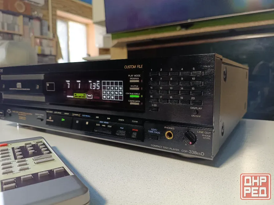 Проигрыватель CD Sony CDР -338ЕSD. Донецк - изображение 3