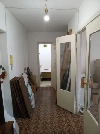 Продаётся -1 к. кв., крупногабаритная, пр. Ленинский Донецк
