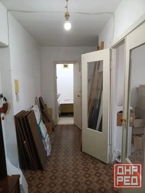 Продаётся -1 к. кв., крупногабаритная, пр. Ленинский Донецк - изображение 3