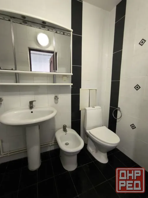 Продам 3-х комнатную квартиру 86м2 Театральный кирпичный дом Донецк - изображение 9