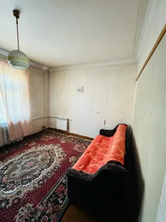 Продам 3-ю квартиру на 55 квартале!Отличное месторасположение - рядом школа 62, остановка, магазины Макеевка