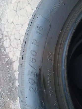 Продаю резину 205 60 16 мишелин Донецк