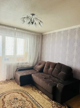 Продам 2-ю квартиру с ремонтом на м-не Калининский, рядом школа 37, супермаркет Макеевка