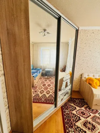 Продам 2-ю квартиру с ремонтом на м-не Калининский, рядом школа 37, супермаркет Макеевка