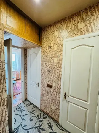 Продам 2-ю квартиру с ремонтом на м-не Калининский, рядом школа 37, супермаркет Макеевка