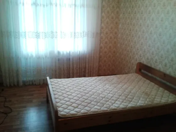 Продам 2-х ком.кв. Артёма. Детский мир. Документы готовы. Донецк