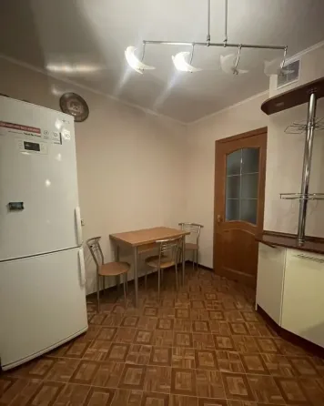 Сдам 2х комнатную квартиру в Буденовском районе Донецк