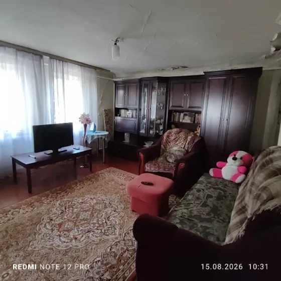 Продам 2 дома на участке 10 соток Донецк