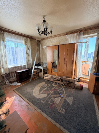 Продажа 1 комнатной квартиры, г. Макеевка, пгт Ханженково, микрорайон Первомайский (ориентир Молоко) Макеевка