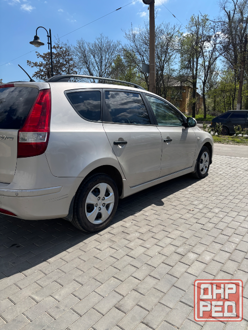 Продам Hyundai i30 CW 1.6 2010 г.в. Донецк - изображение 5