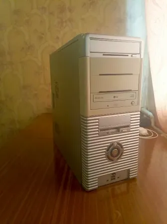 2 корпуса для компьютера ATX Макеевка