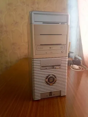 2 корпуса для компьютера ATX Макеевка