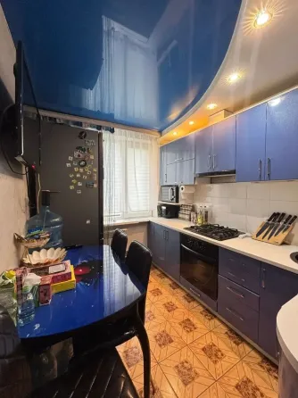 Продажа 4-х комнатной квартиры Макеевка,кв-л Гвардейский Макеевка