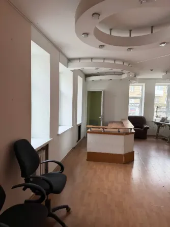 Предлагается в аренду офис по ул. Университетская 140 кв.м.! Донецк