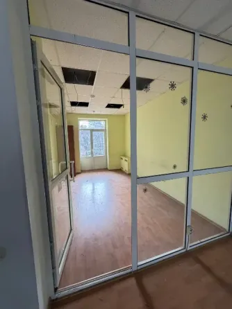Предлагается в аренду офис по ул. Университетская 140 кв.м.! Донецк
