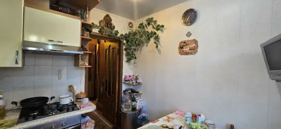 Продам 2-комн. квартиру на Зеленом с индивидуальным отоплением. Макеевка