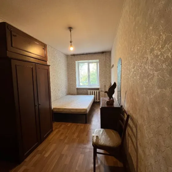 Продажа 2-комнатной квартиры в Калининском районе, улица Краснофлотская, напротив парка Гуливер ! Донецк