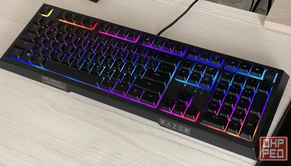 Игровая клавиатура Razer Ornata V2 Донецк - изображение 1