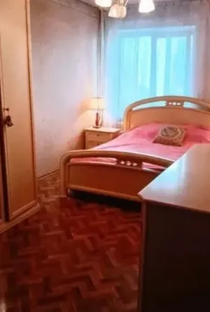 Продается 4х комнатная квартира в Ворошиловском р-не Донецка. Ул.Дзержинского Донецк