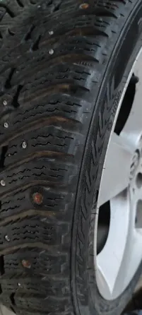 BMW Шины шипованые R19 на литых дисках Донецк