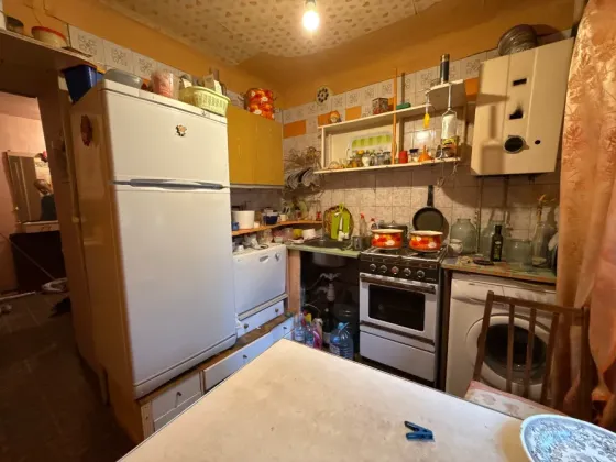 Продам 2 ком.кв Ворошиловский район, центр, Челюскинцев, ниже площади Ленина. Донецк