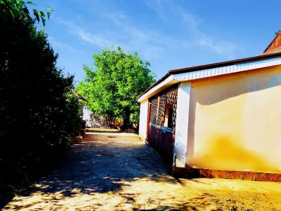 Продам дом 4х-комн, , Петровский район, Кременец Донецк