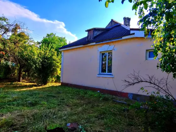 Продам дом 4х-комн, , Петровский район, Кременец Донецк